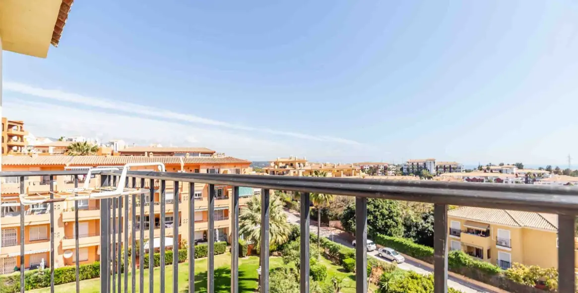 Sale of penthouse in Mijas 64