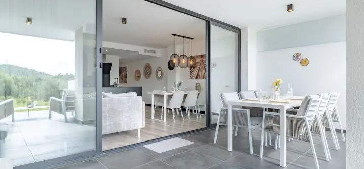 Продажа апартаментов на первом этаже в Mijas 0