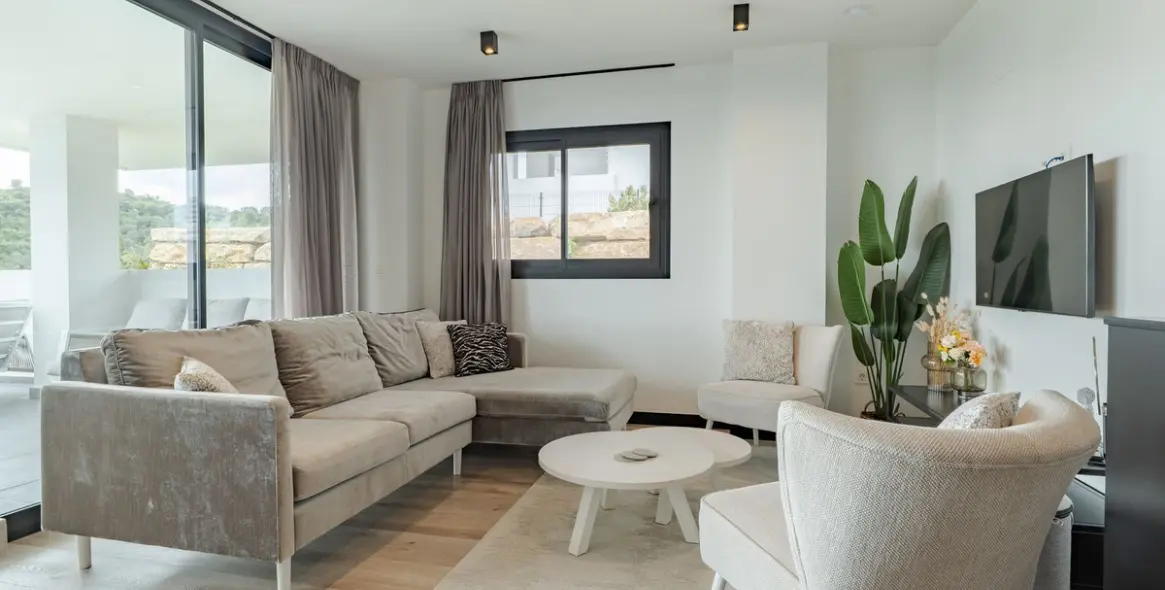 Продажа апартаментов на первом этаже в Mijas 10