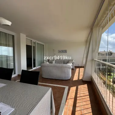 Продажа апартаментов на среднем этаже в Riviera del Sol