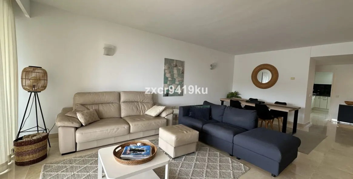 Sale of middle floor apartment in Riviera del Sol 9