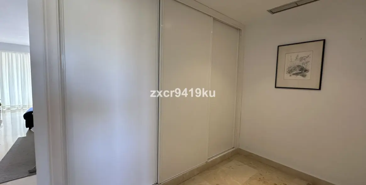 Sale of middle floor apartment in Riviera del Sol 15