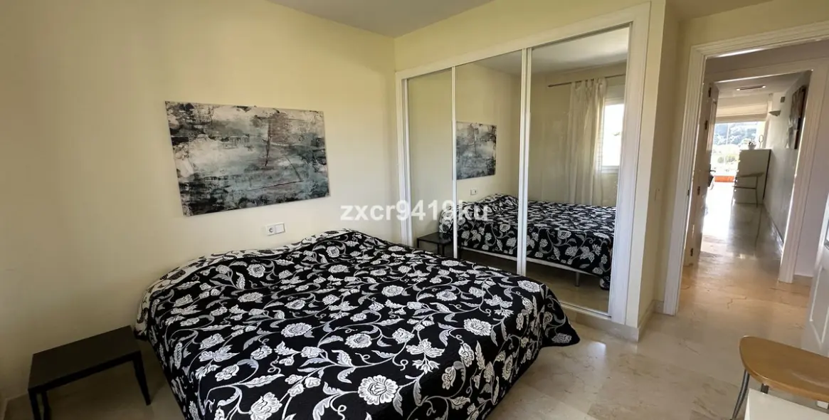 Sale of middle floor apartment in Riviera del Sol 20