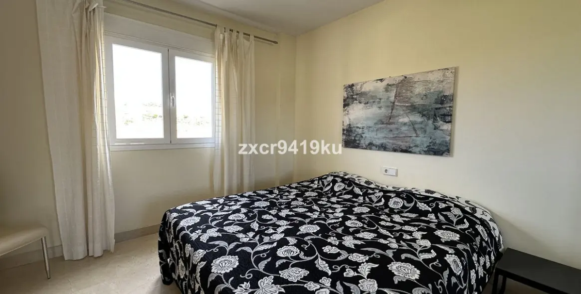 Sale of middle floor apartment in Riviera del Sol 21