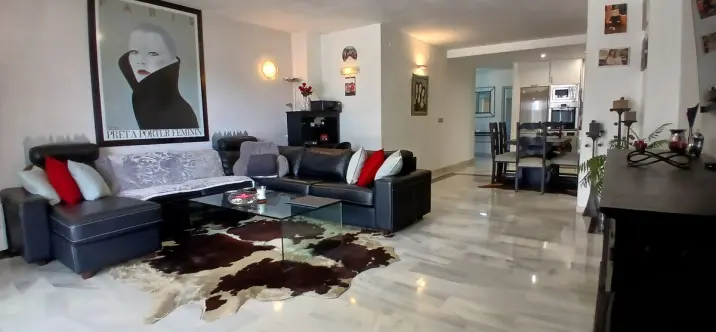 Sale of ground floor apartment in Calahonda 4