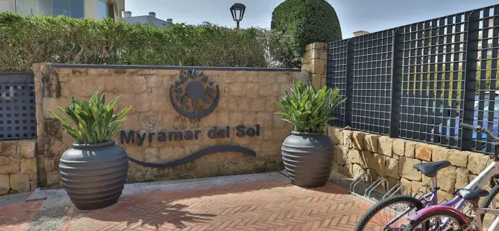 Sale of ground floor apartment in Mijas 1