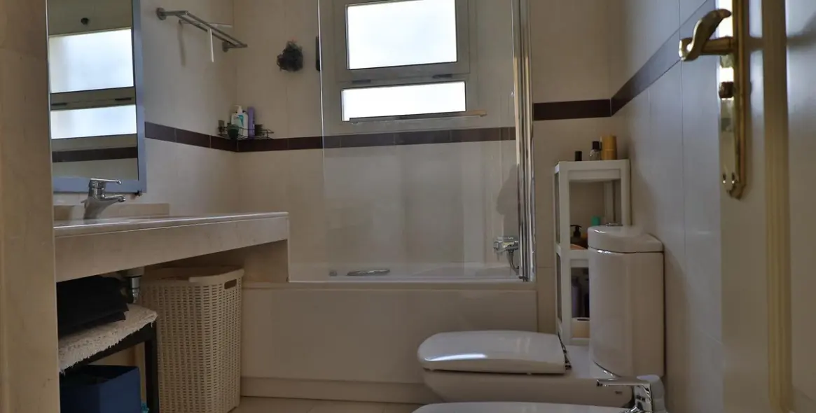 Sale of ground floor apartment in Mijas 9