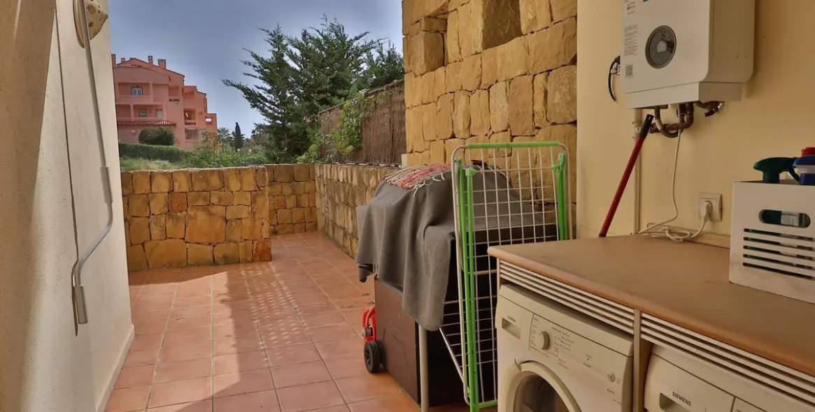 Sale of ground floor apartment in Mijas 12