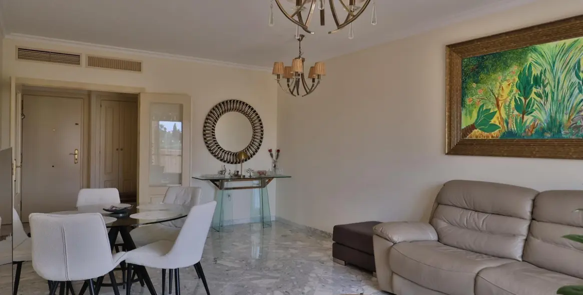 Sale of ground floor apartment in Mijas 17