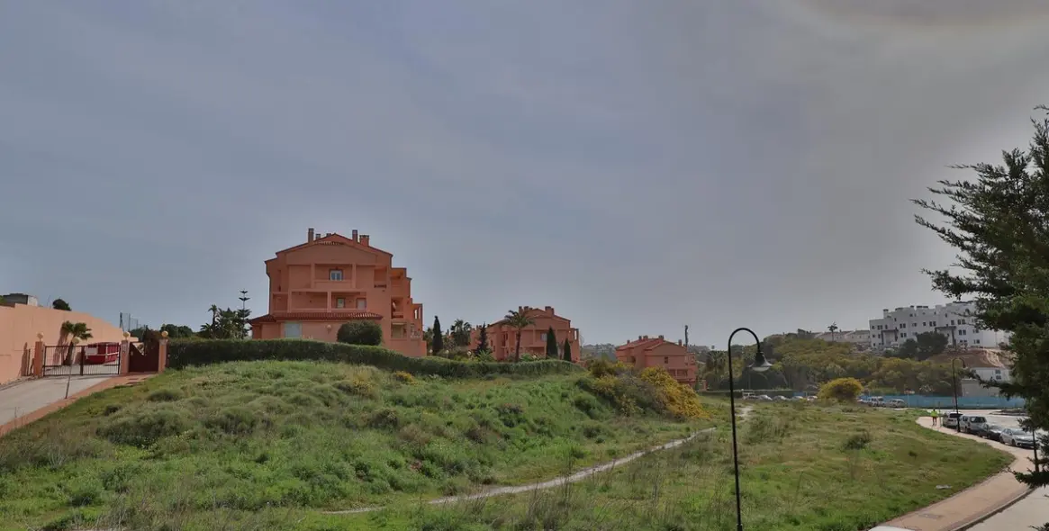 Sale of ground floor apartment in Mijas 29