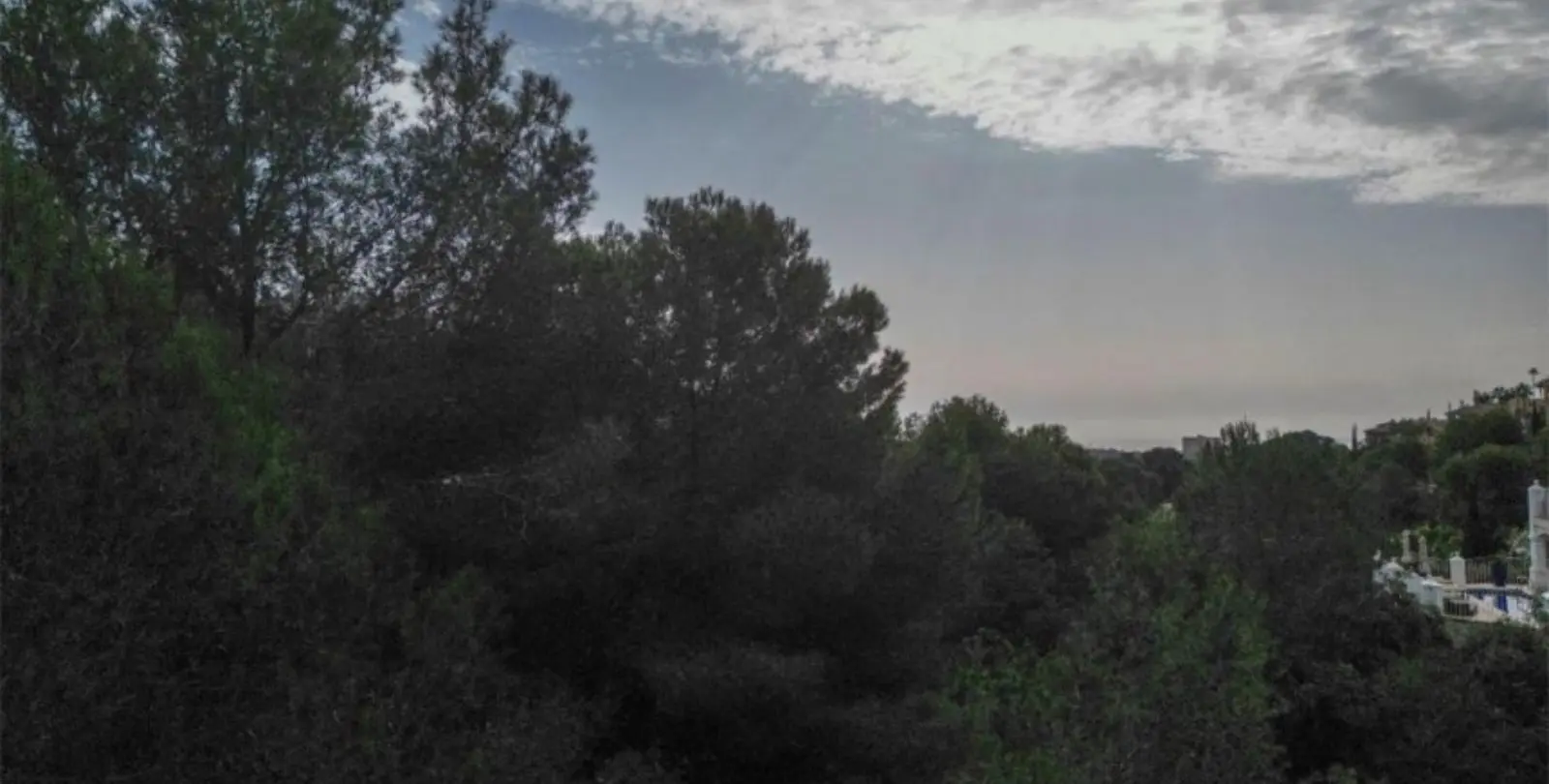 Sale of residential plot in Elviria 4