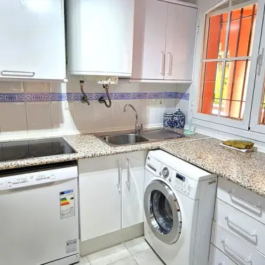 Продажа апартаментов на первом этаже в El Rosario