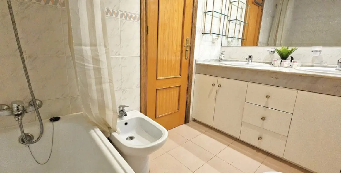 Продажа апартаментов на первом этаже в El Rosario 8