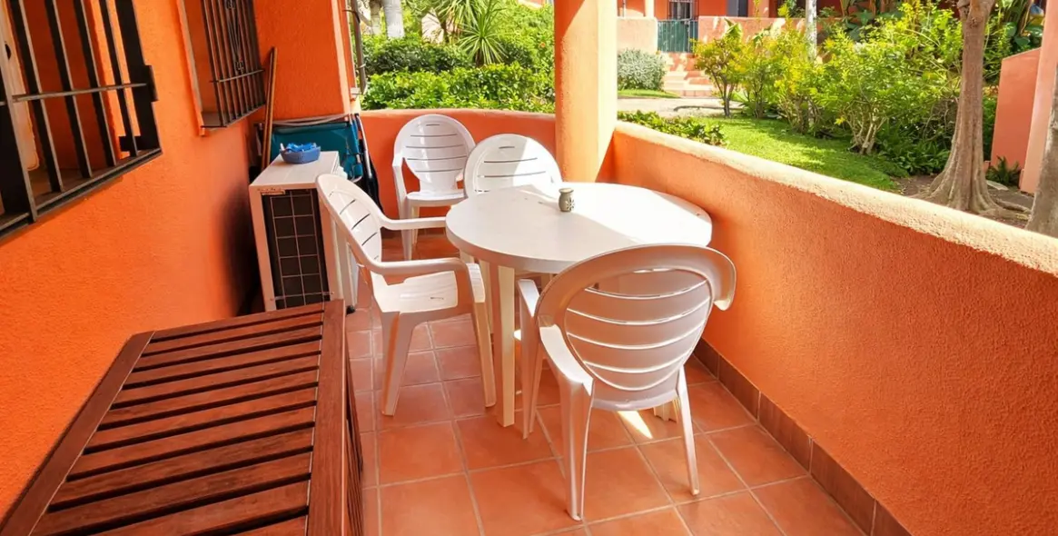 Продажа апартаментов на первом этаже в El Rosario 10