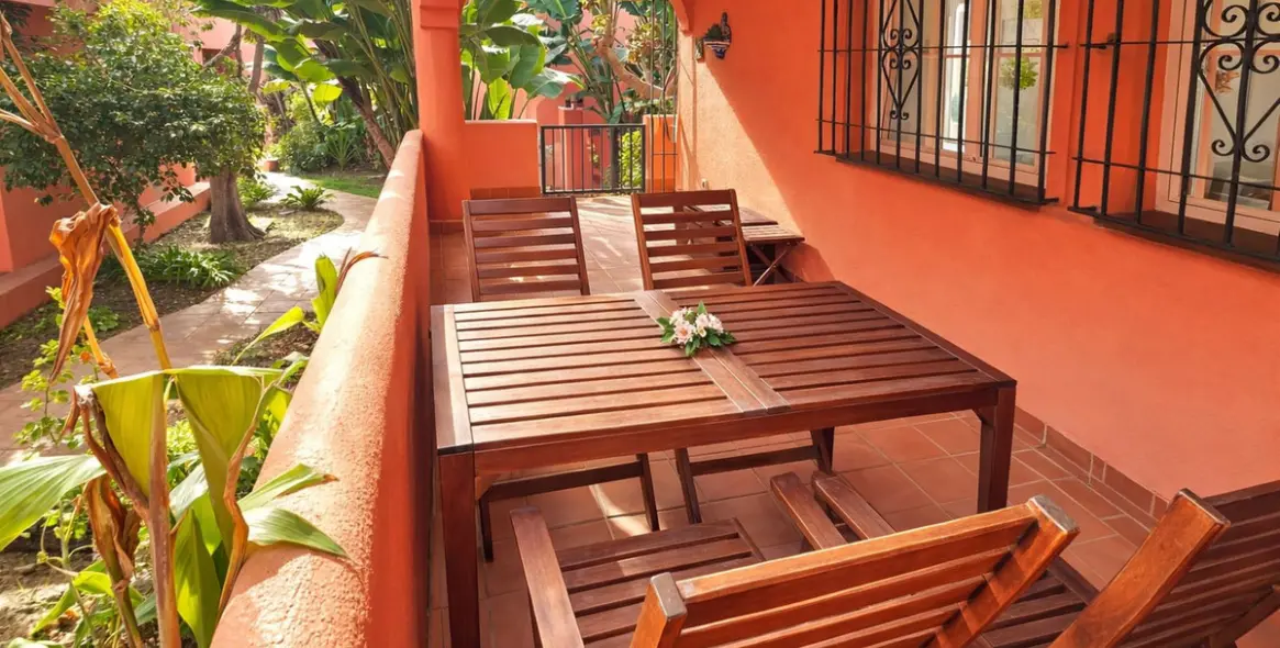 Продажа апартаментов на первом этаже в El Rosario 11