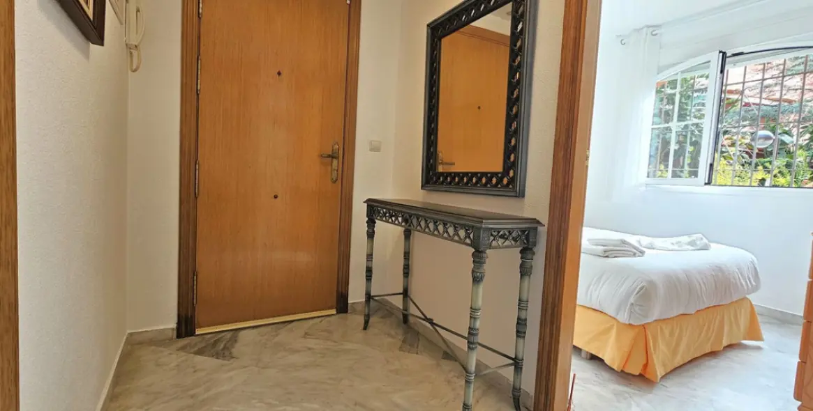 Продажа апартаментов на первом этаже в El Rosario 13