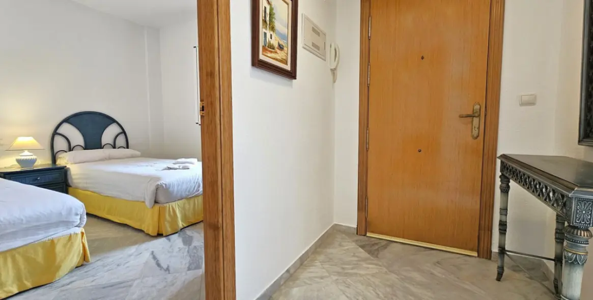 Продажа апартаментов на первом этаже в El Rosario 14