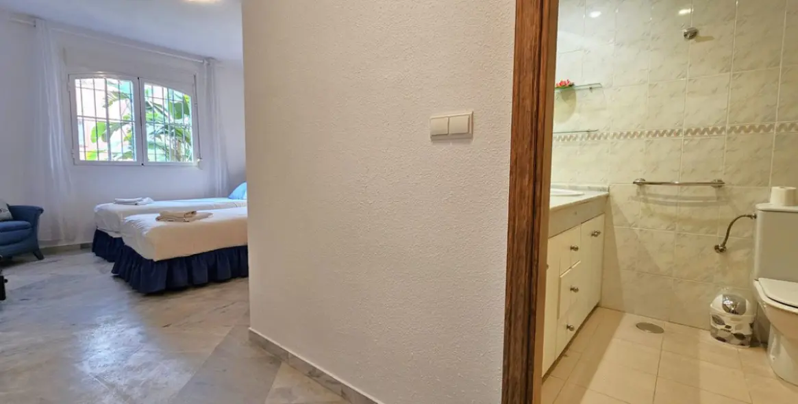 Продажа апартаментов на первом этаже в El Rosario 18