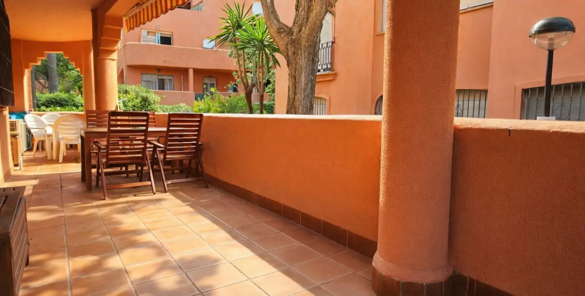 Продажа апартаментов на первом этаже в El Rosario 23