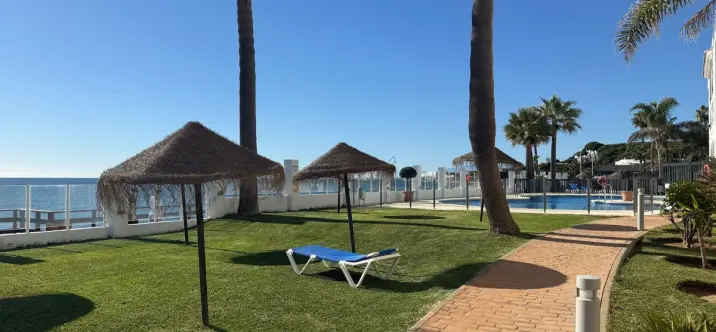 Продажа апартаментов на среднем этаже в Calahonda 2