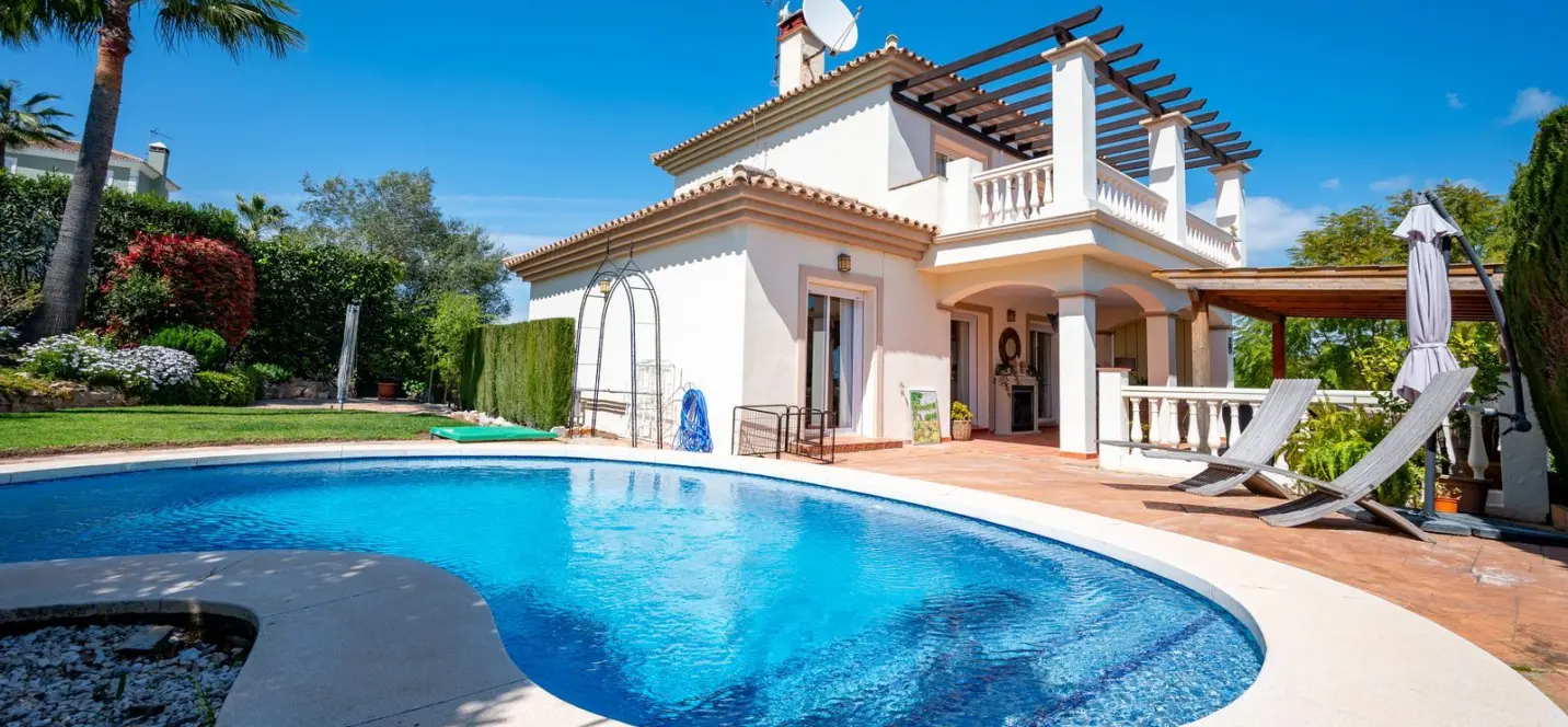 Venta de villa independiente en Coín 0