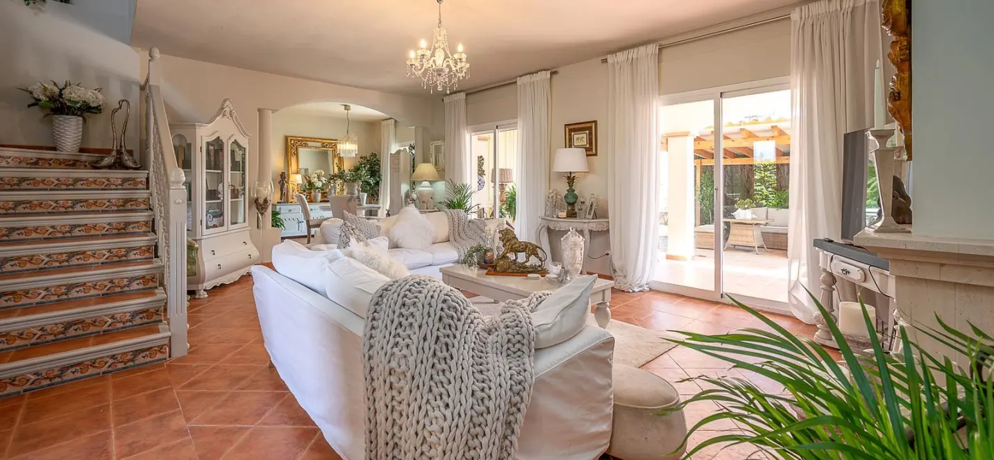 Venta de villa independiente en Coín 3