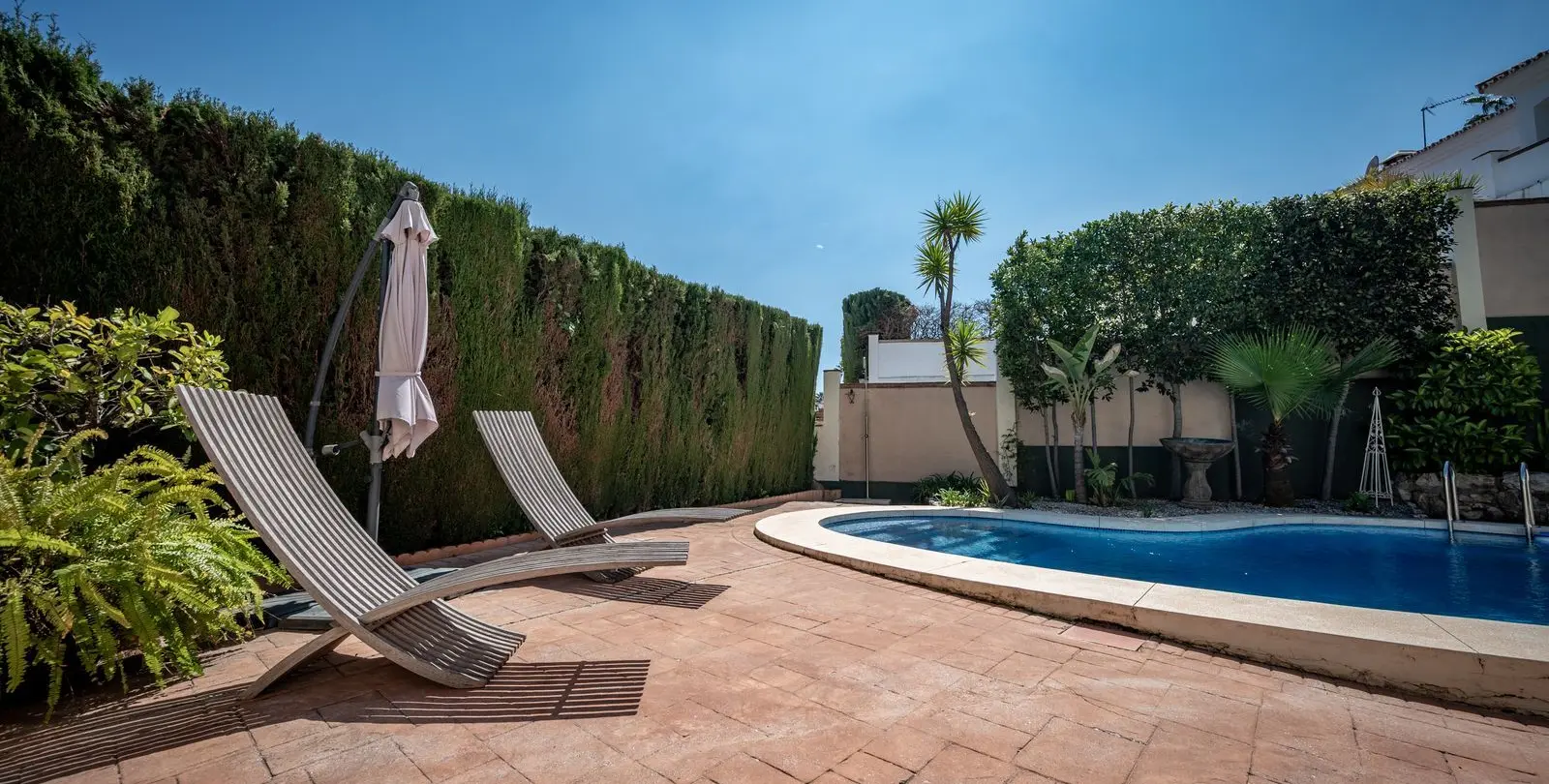Sale of detached villa in Coín 28