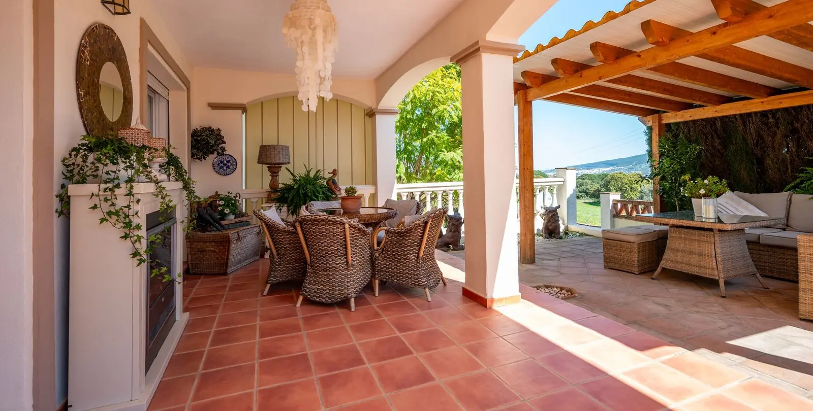 Sale of detached villa in Coín 30