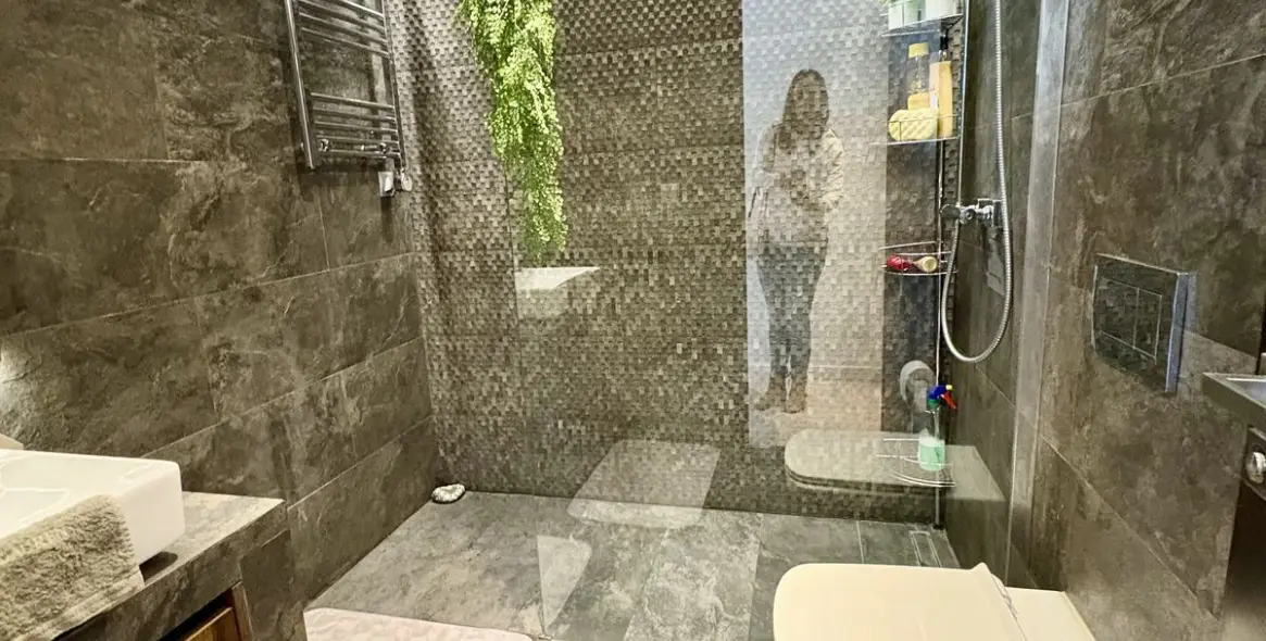 Sale of middle floor apartment in La Quinta 14