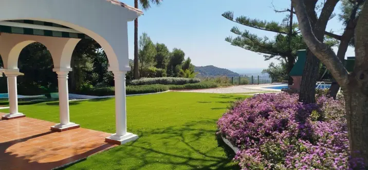 Venta de villa independiente en Istán 3