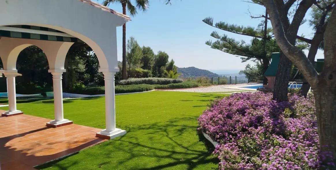 Venta de villa independiente en Istán 7