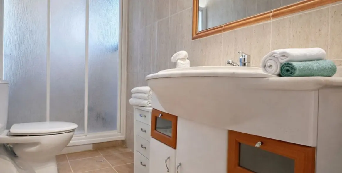 Venta de villa independiente en Istán 17