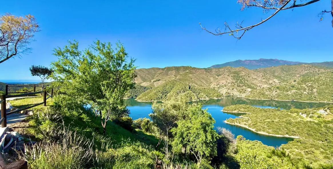 Venta de villa independiente en Istán 20