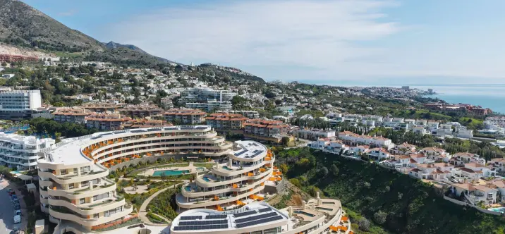 Продажа апартаментов на среднем этаже в Higueron 0