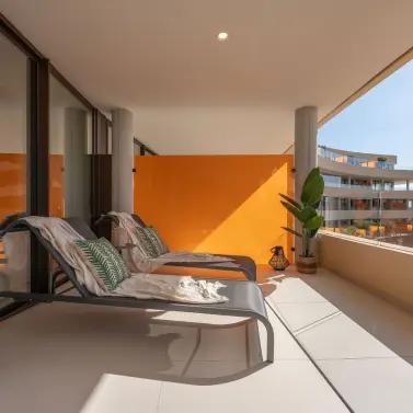 Продажа апартаментов на среднем этаже в Higueron