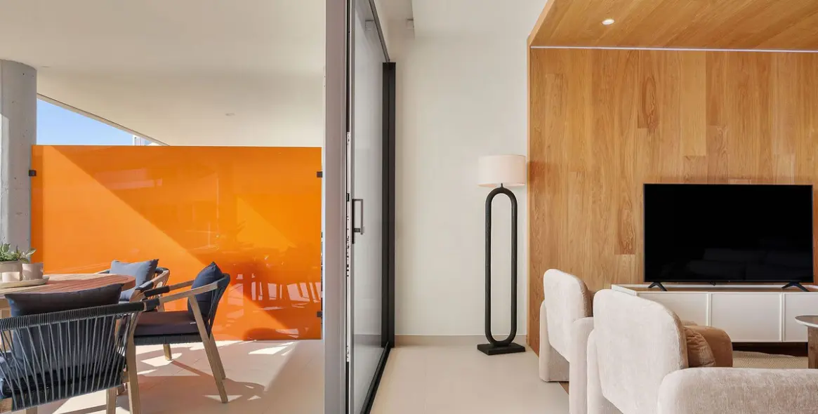 Продажа апартаментов на среднем этаже в Higueron 7