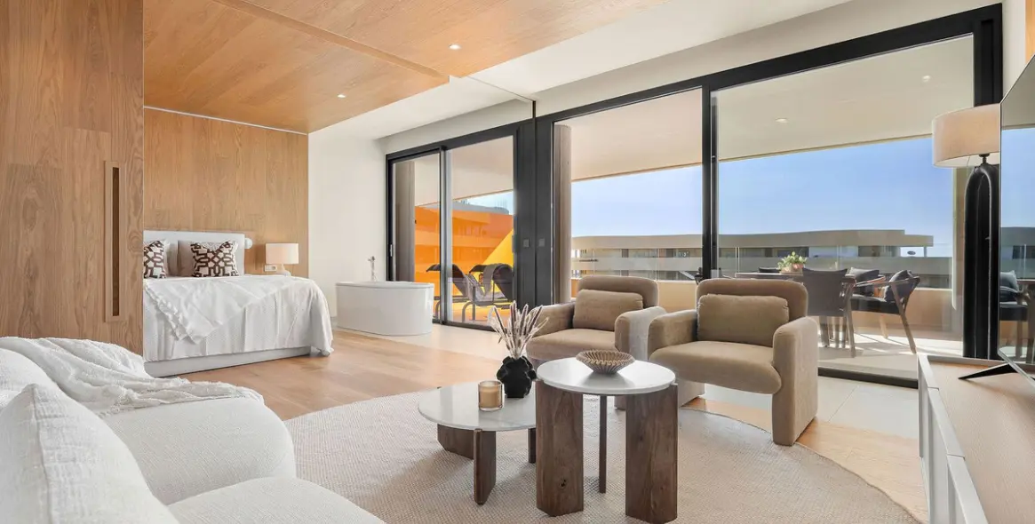 Продажа апартаментов на среднем этаже в Higueron 10