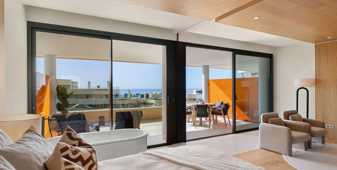 Продажа апартаментов на среднем этаже в Higueron 21