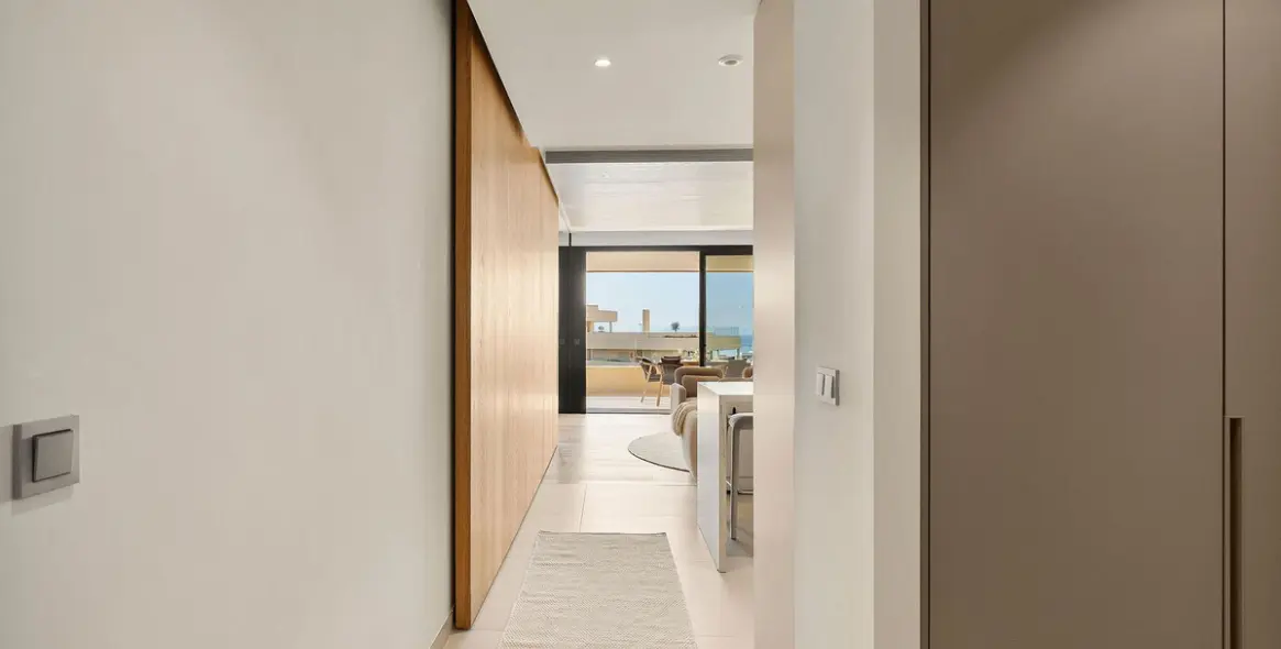 Продажа апартаментов на среднем этаже в Higueron 27