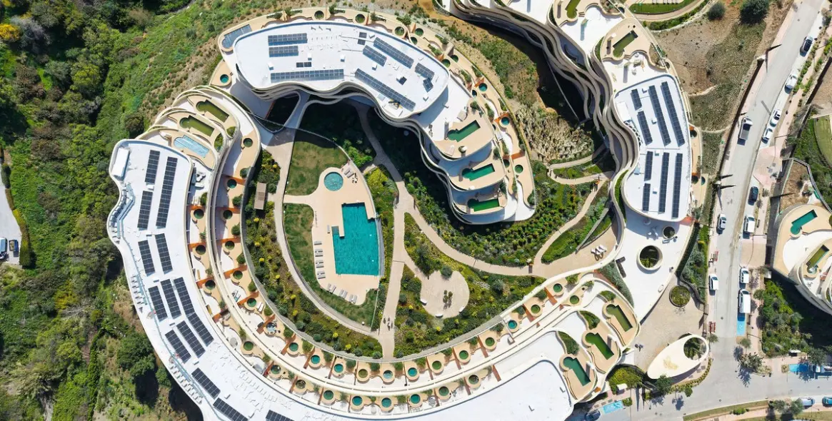 Продажа апартаментов на среднем этаже в Higueron 50