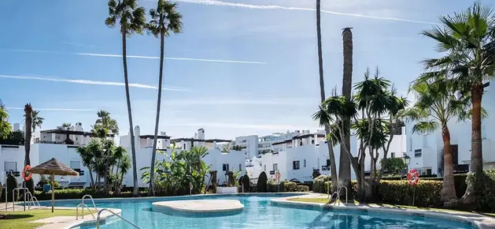 Venta de adosado en San Pedro de Alcántara 0