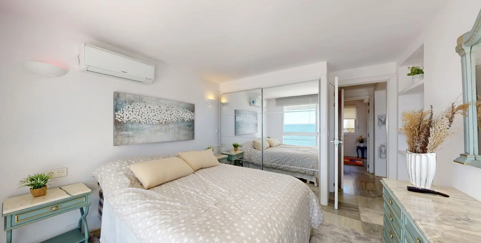 Sale of duplex in Estepona 24