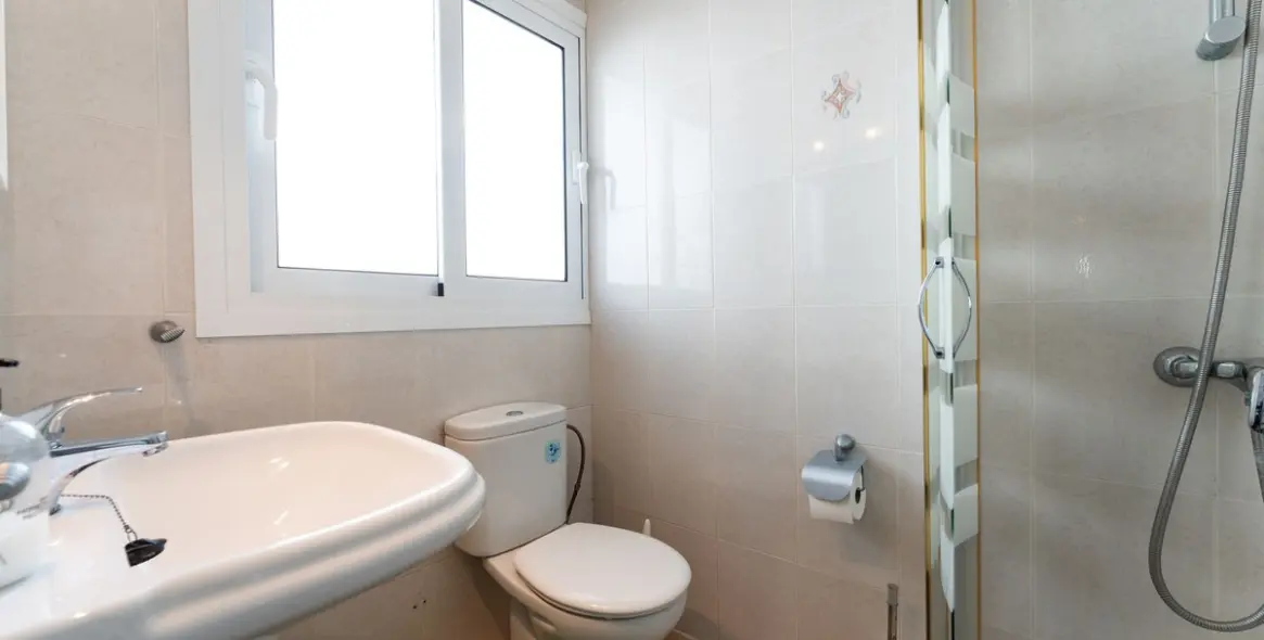 Venta de villa independiente en La Cala de Mijas 12