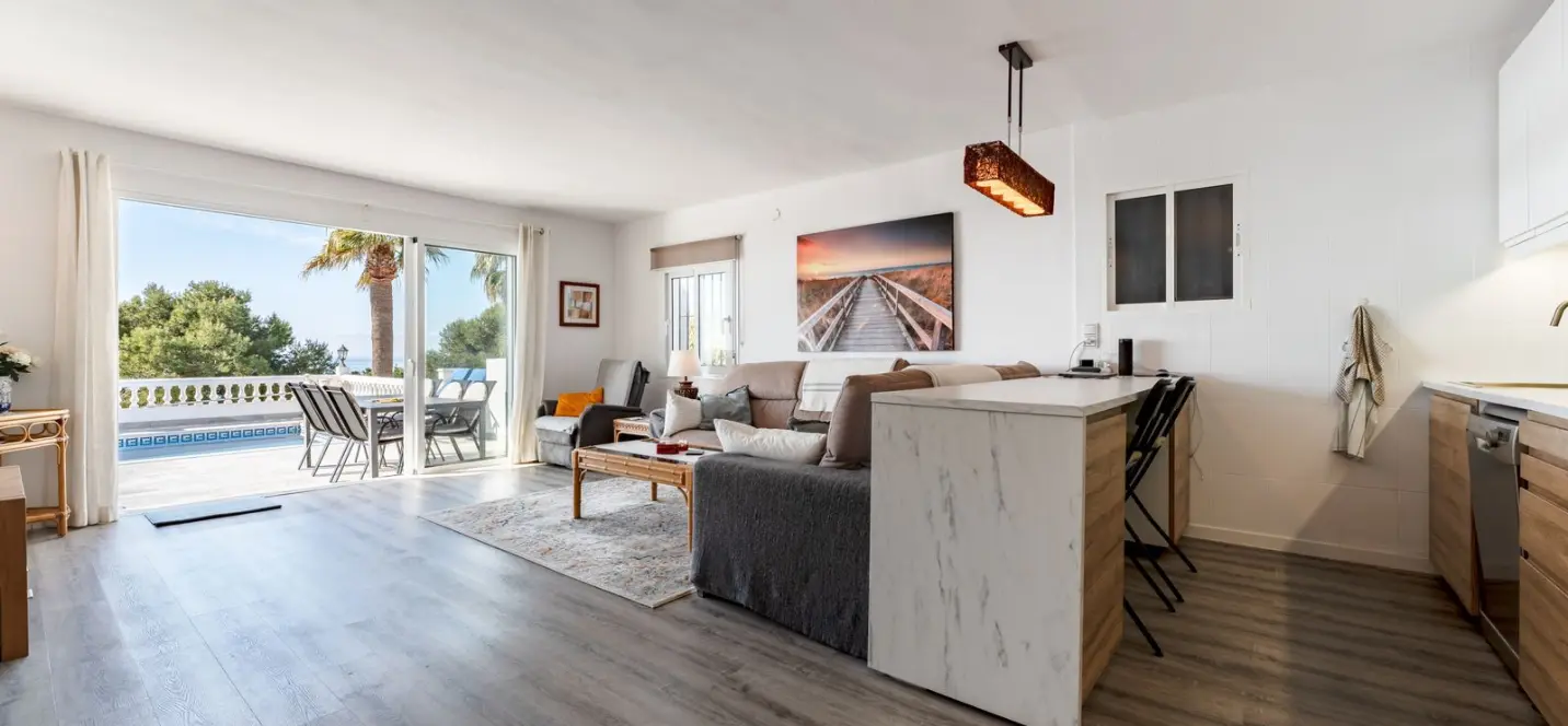 Sale of detached villa in La Cala de Mijas 1