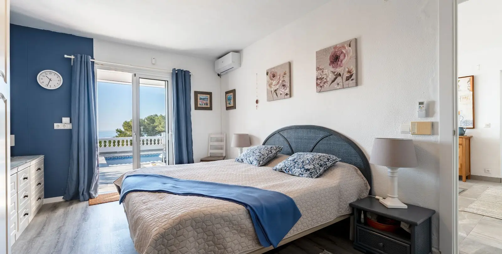 Sale of detached villa in La Cala de Mijas 4