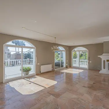 Venta de villa independiente en El Paraiso