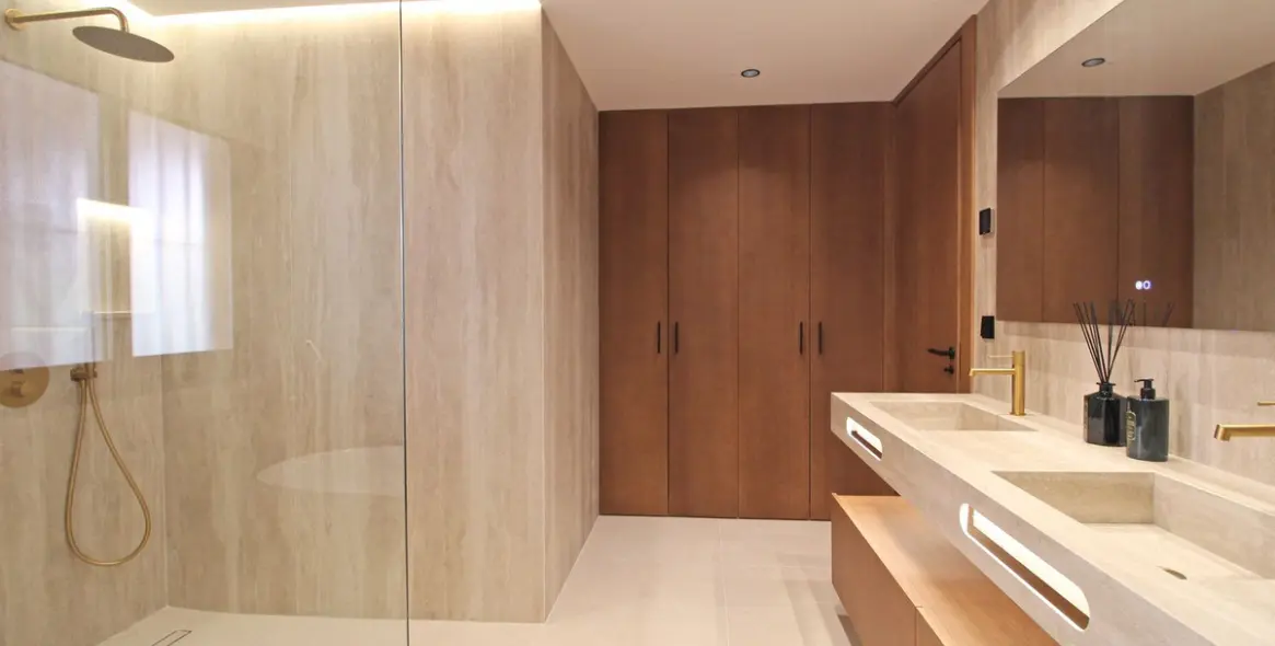 Venta de apartamento en planta media en Nueva Andalucía 13