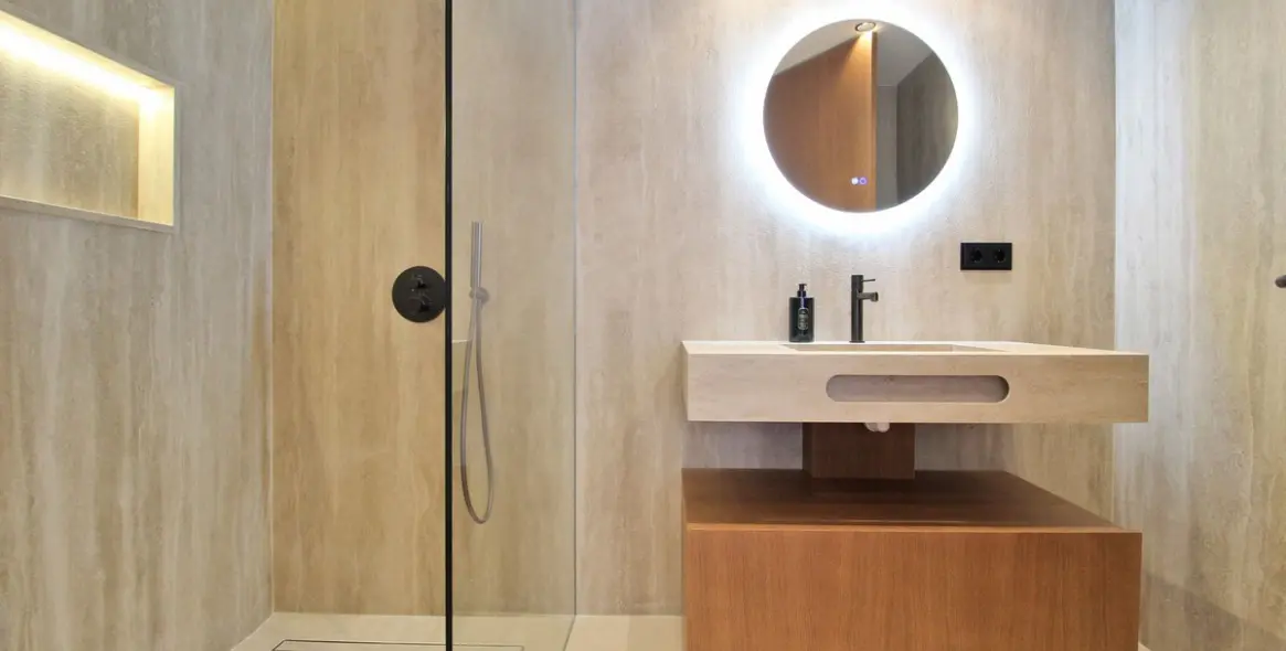 Venta de apartamento en planta media en Nueva Andalucía 14