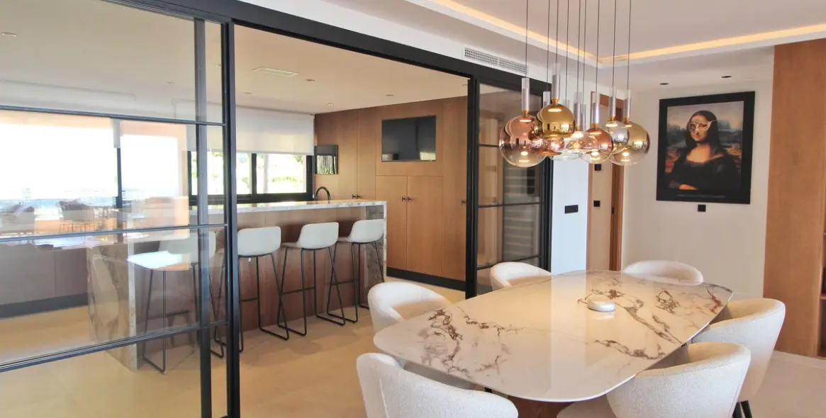 Venta de apartamento en planta media en Nueva Andalucía 20