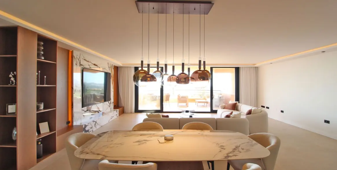 Venta de apartamento en planta media en Nueva Andalucía 22